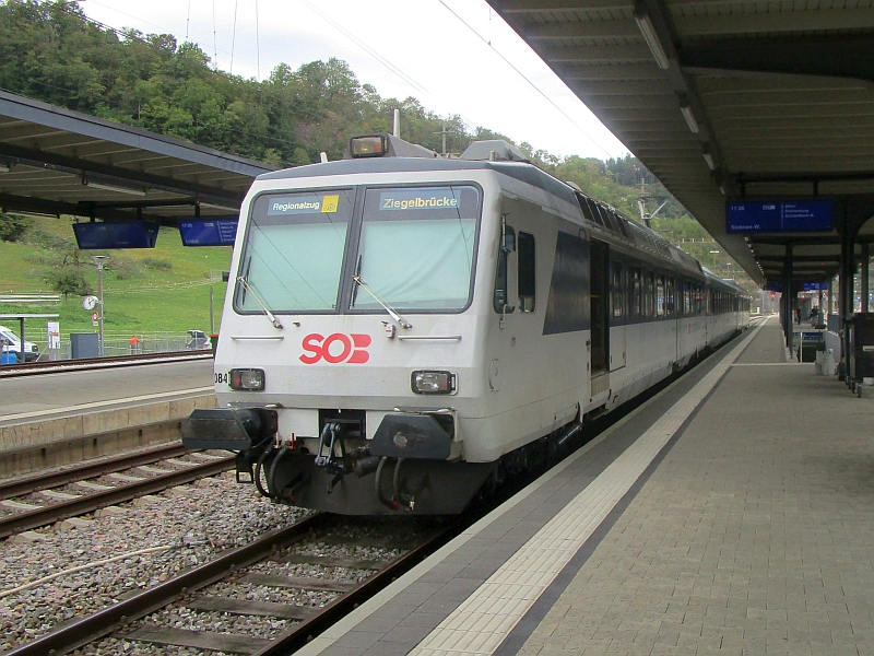 NPZ der Schweizerischen Südostbahn (SOB) im Bahnhof Ziegelbrücke