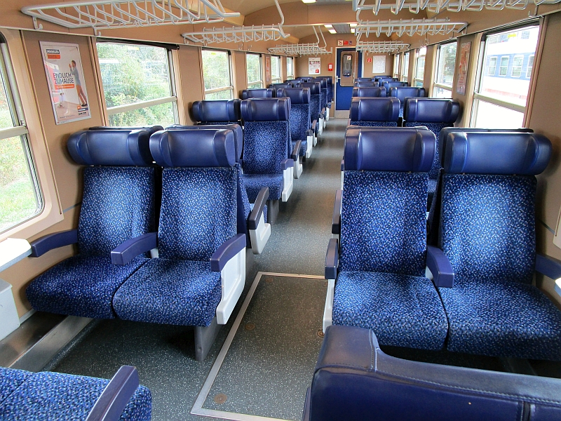 Innenbild modernisierter Triebwagen der Reihe 5047