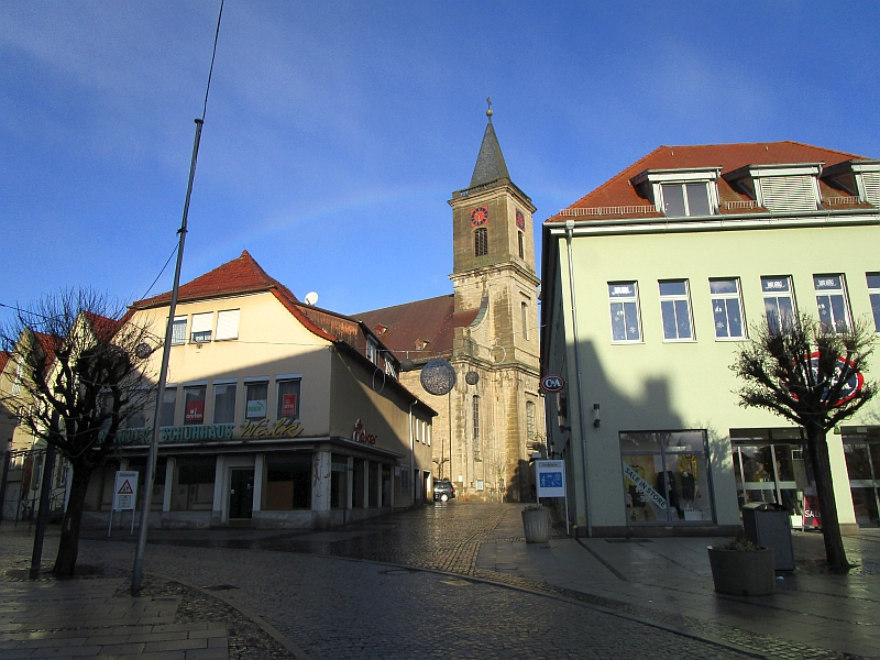 Regenbogen über der Stadtpfarrkirche Mariä Himmelfahrt Bad Neustadt