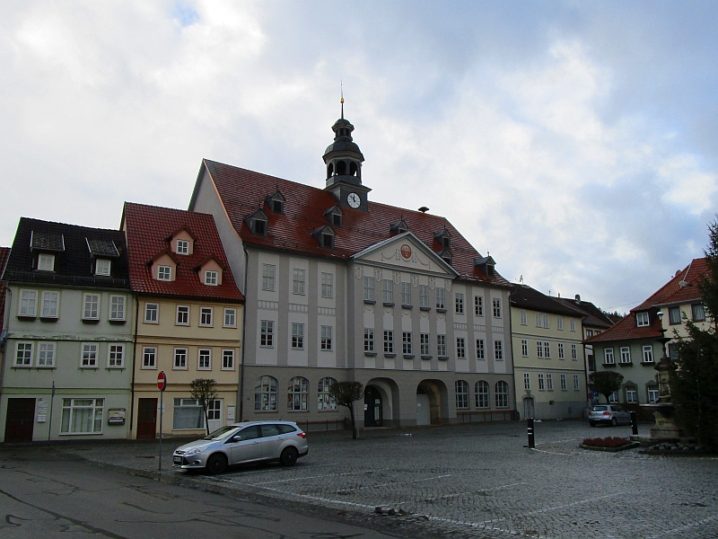 Marktplatz mit Rathaus Themar