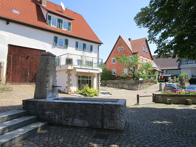 Brunnen in Dettenhausen