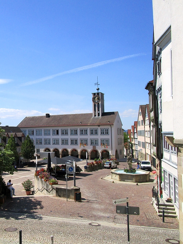 Rathaus am Marktplatz Böböingen