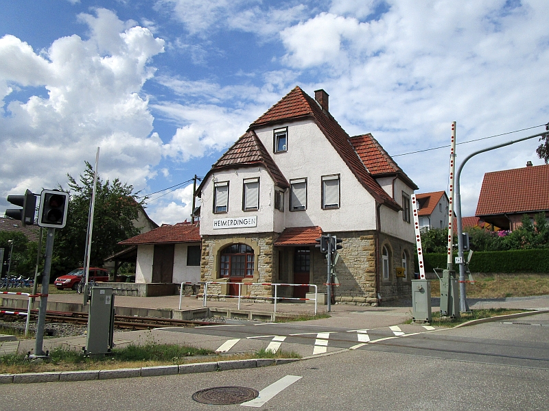 Bahnhofsgebäude Heimerdingen