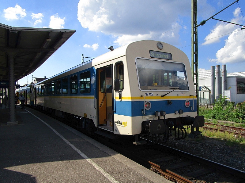 NE-81-Steuerwagen der Wieslauftalbahn im Bahnhof Schorndorf