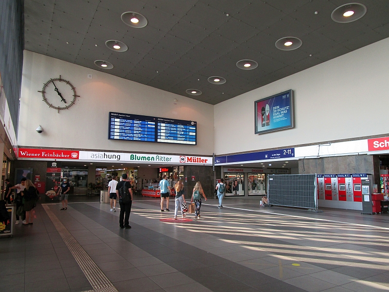 Empfangshalle Hauptbahnhof Würzburg