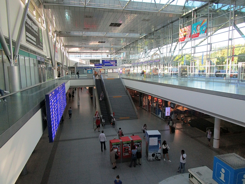Empfangshalle Hauptbahnhof Linz