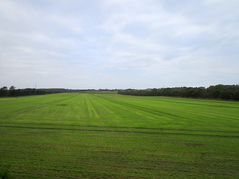Blick aus dem Zugfenster zwischen Skjern und Vemb