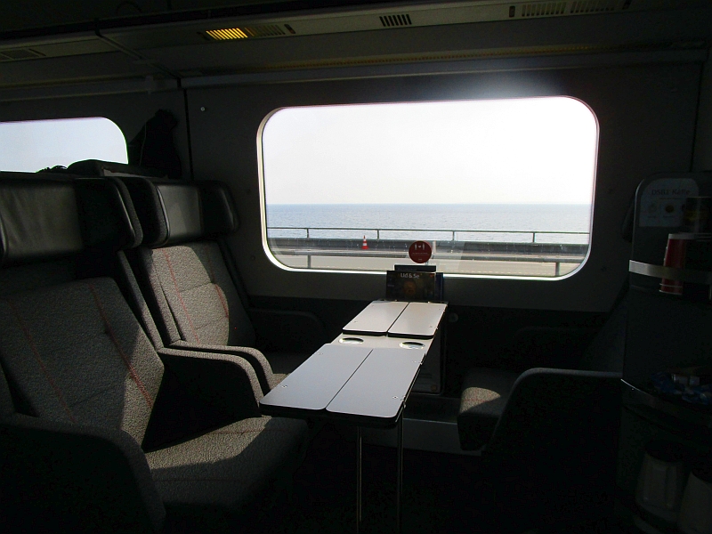 Blick aus dem Zugfenster von der Storebæltsbroen