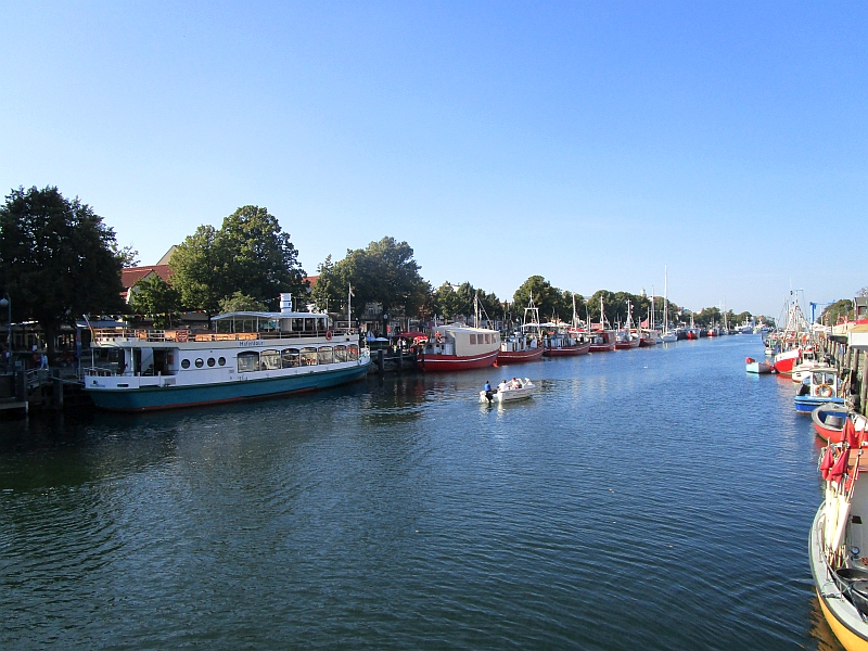 Alter Strom in Warnemünde