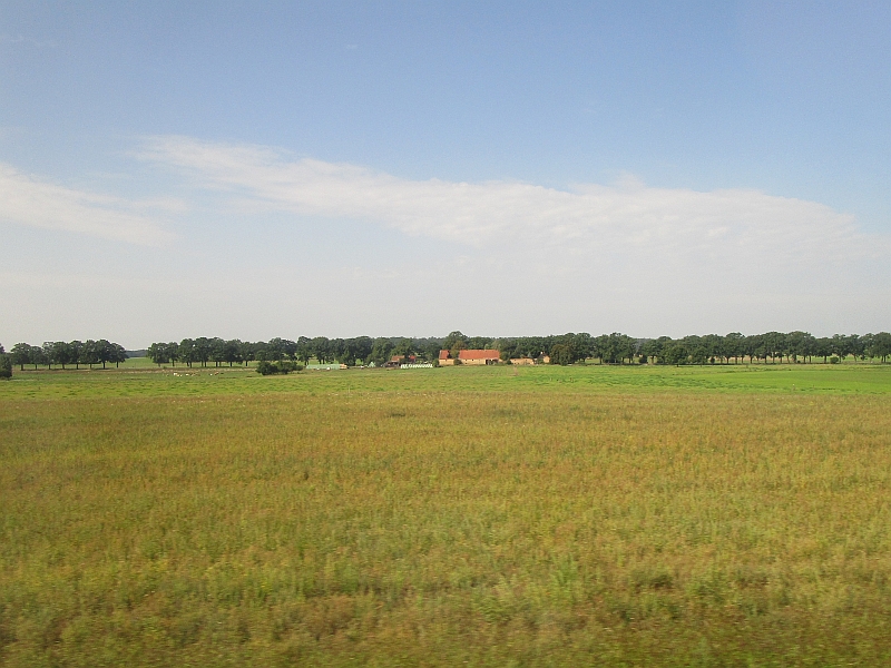 Blick aus dem Zugfenster in Brandenburg