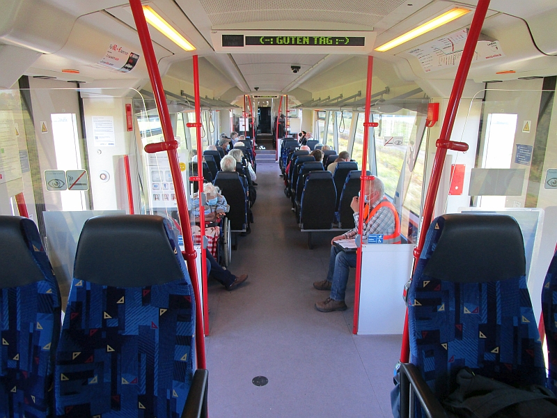 Innenbild Regioshuttle-Triebwagen der HzL