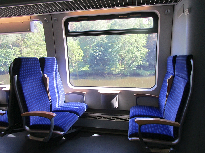 Lahn vor dem Zugfenster
