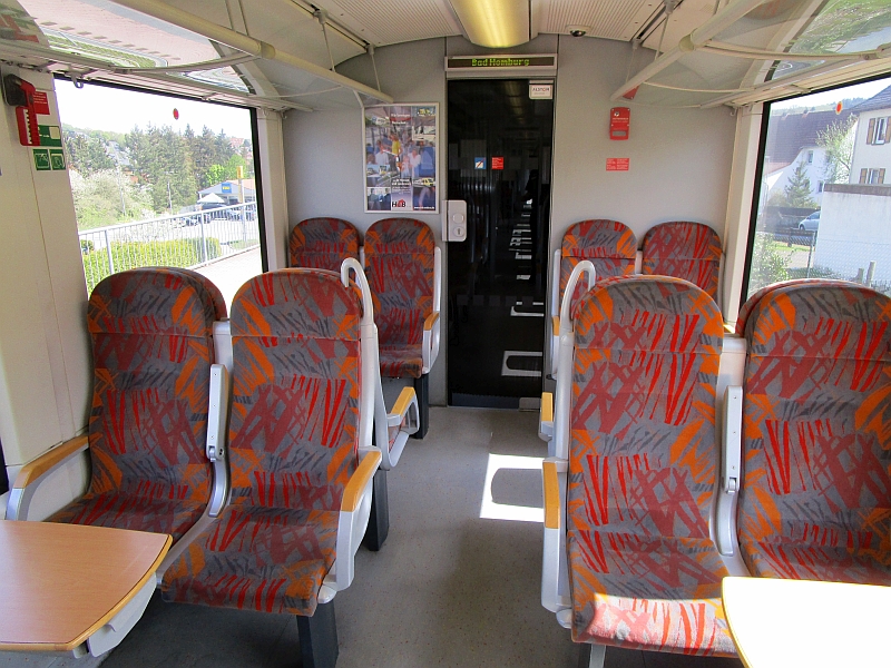 Innenbild LINT-Dieseltriebzug der HLB