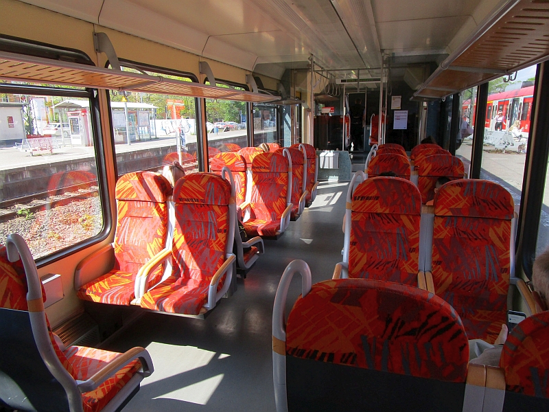 Innenbild Gelenktriebwagen (GTW) der HLB