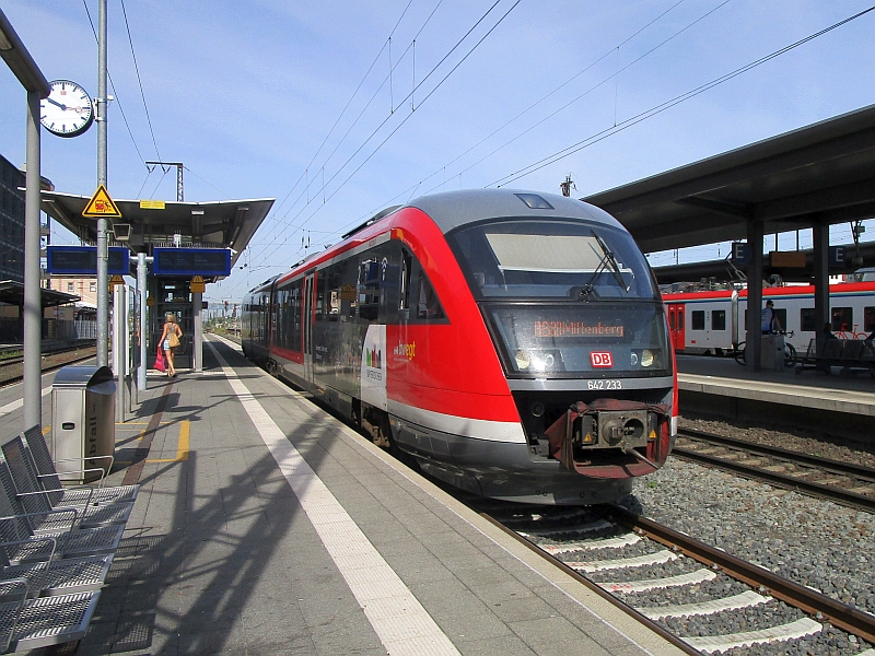 Desiro-Triebzug der Westfrankenbahn im Bahnhof Aschaffenburg