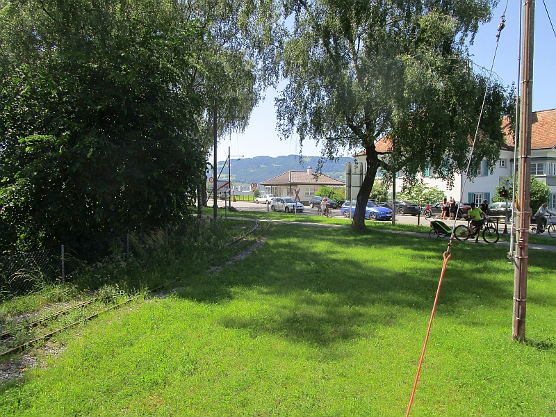 Abzweigendes Gleis zur Wiesenrainbrücke