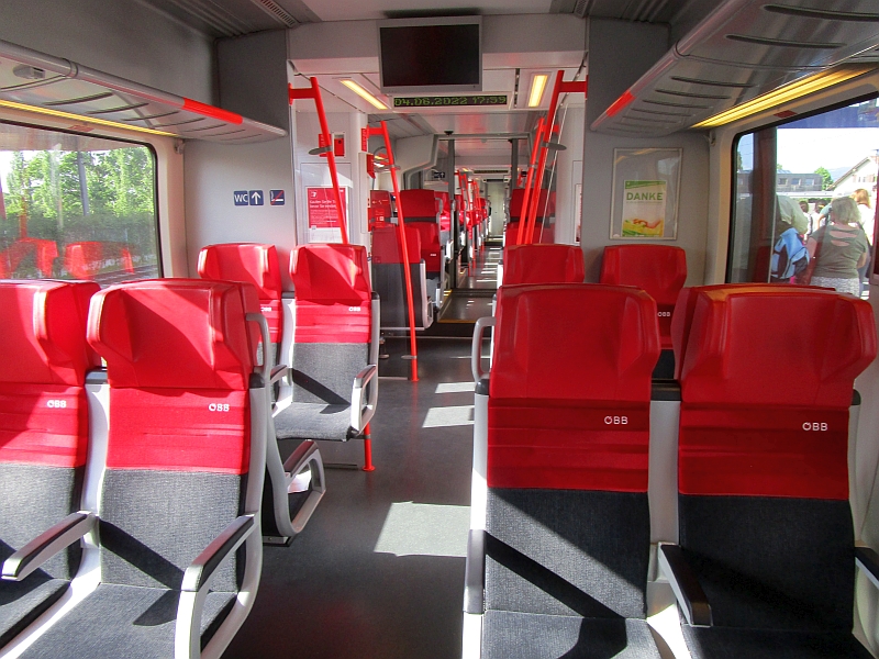 Innenbild Talent-Triebzug der ÖBB