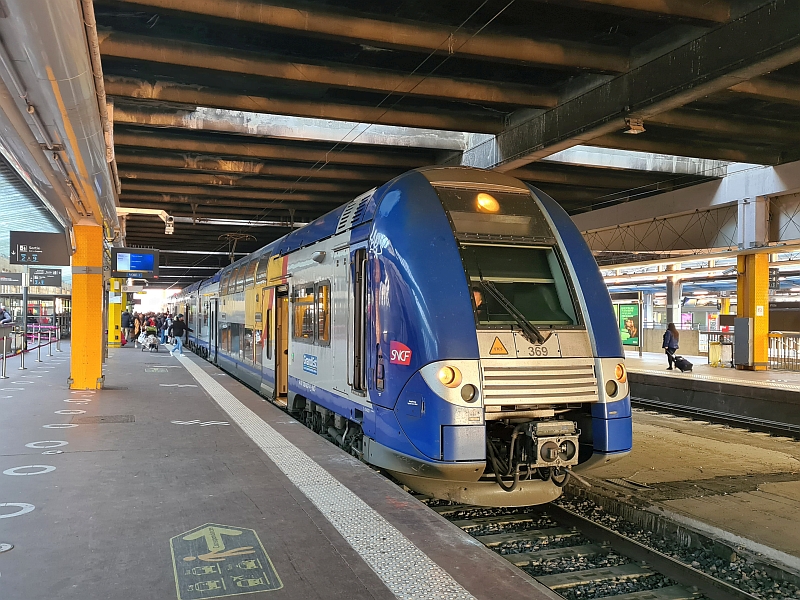 Doppelstocktriebzug der Baureihe Z 26500 im Bahnhof Metz