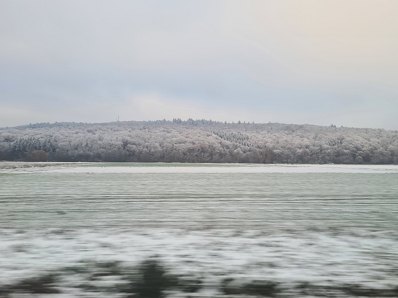 Fahrt durch den winterlichen Breisgau