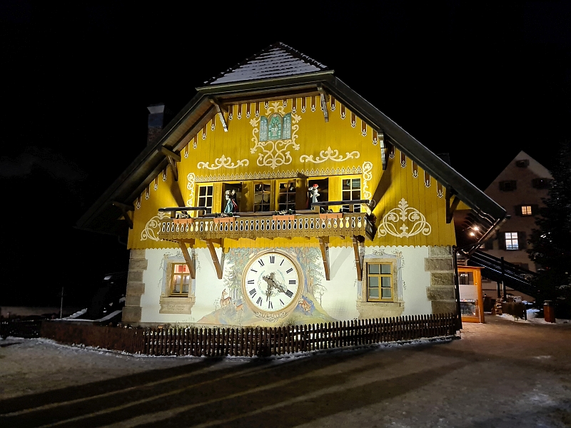 Kuckucksuhr beim Hofgut Sternen