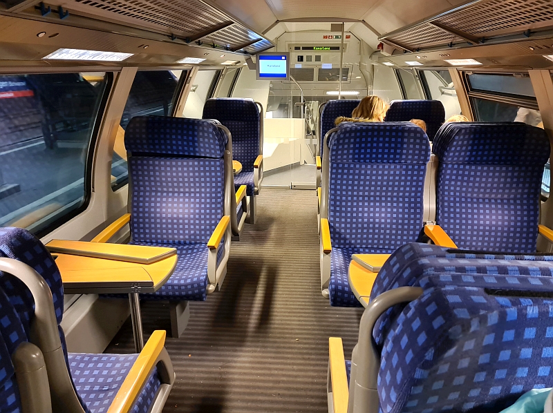 Erste Klasse im Zug der Schwarzwaldbahn