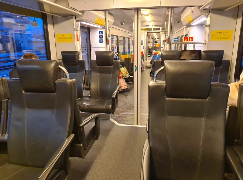 Erste Klasse im GTW von Thurbo