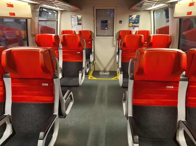 Innenbild Talent-Triebzug der ÖBB