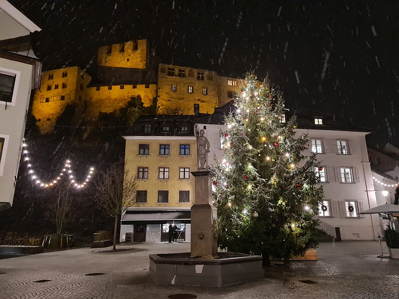 Blick von der Neustadt zur Schattenburg Feldkirch