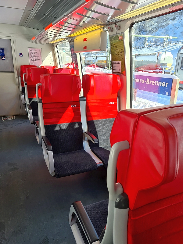 Innenbild Talent-Triebzug der ÖBB