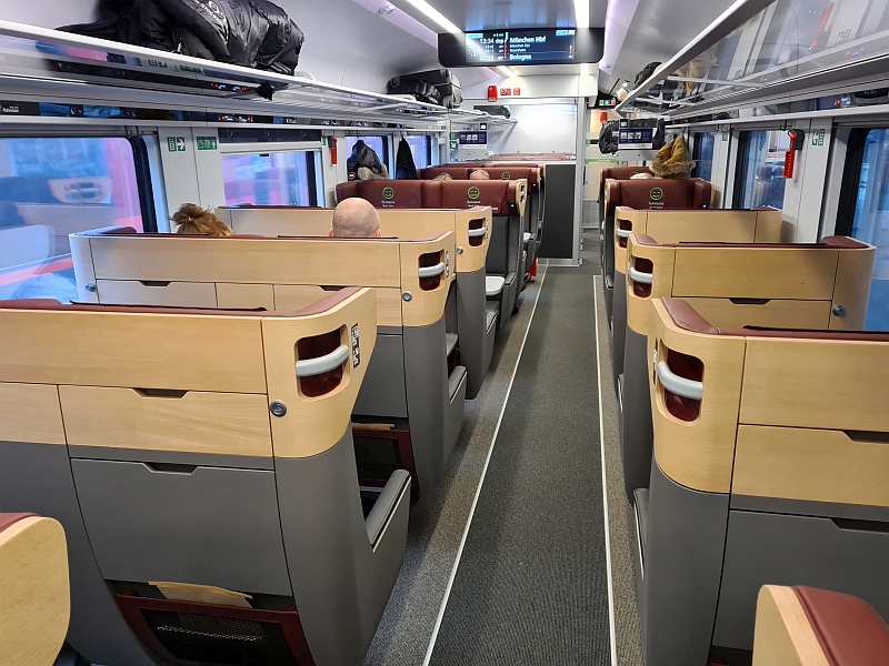 Erste Klasse im Railjet der zweiten Generation