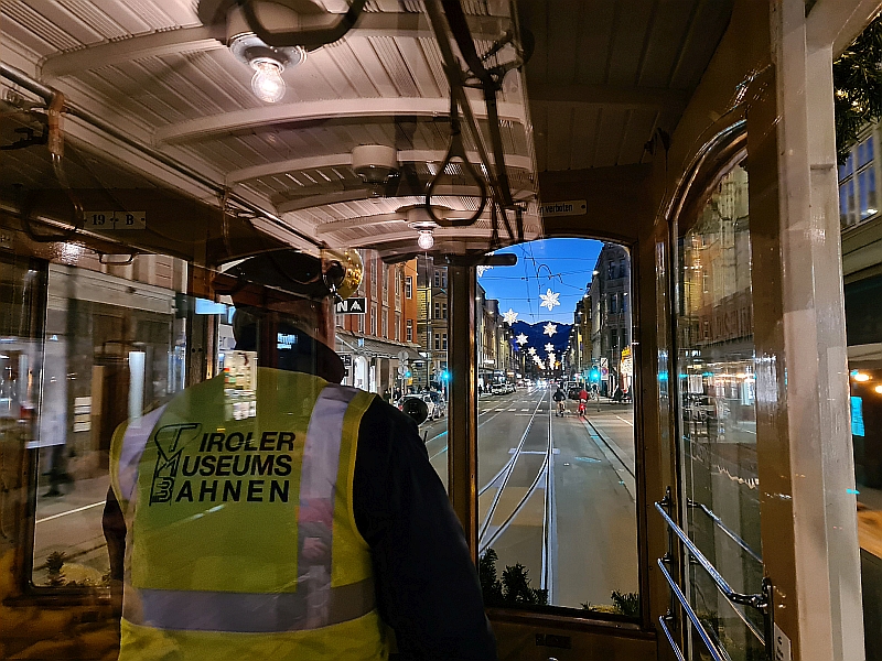 Unterwegs durch die weihnachtliche Altstadt von Innsbruck