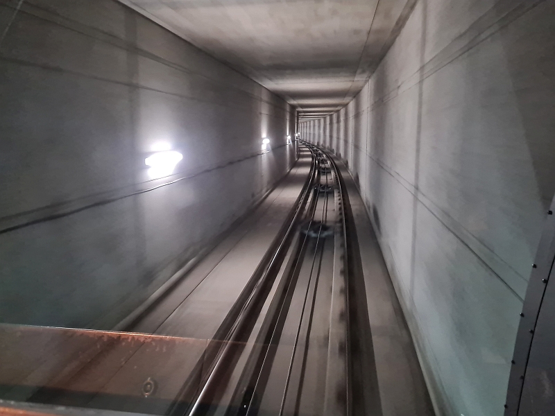 Tunnel der Hungerburgbahn zwischen Talstation und erster Zwischenstation